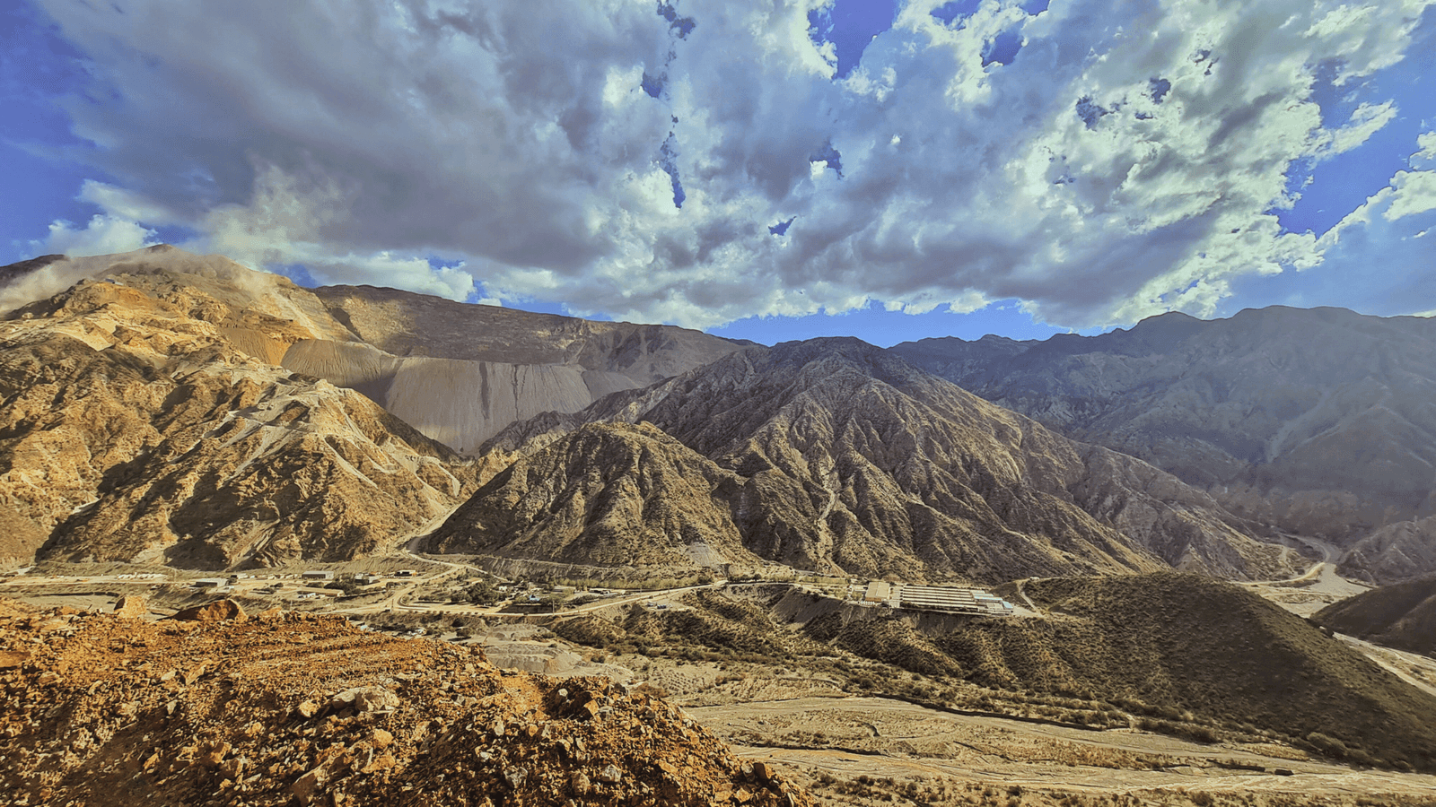 Cordillera y yacimiento Gualcamayo, San Juan